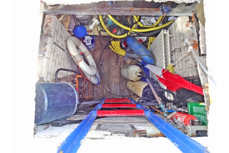 Peniche Hollandaise 27.05 avec certificat Luxe Motor