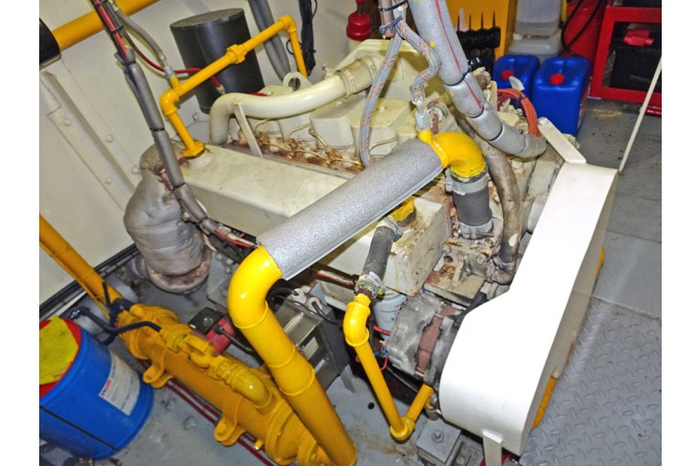 Peniche Hollandaise 27.05 avec certificat Luxe Motor