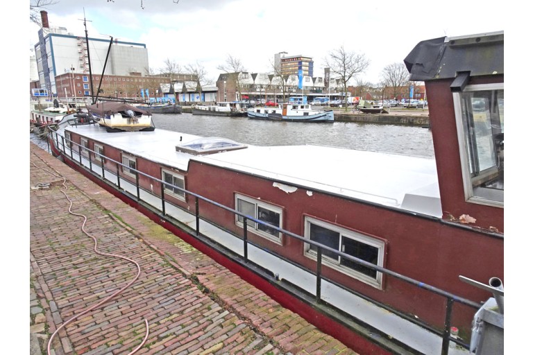 Peniche Hollandaise 27.05 avec certificat Luxe Motor