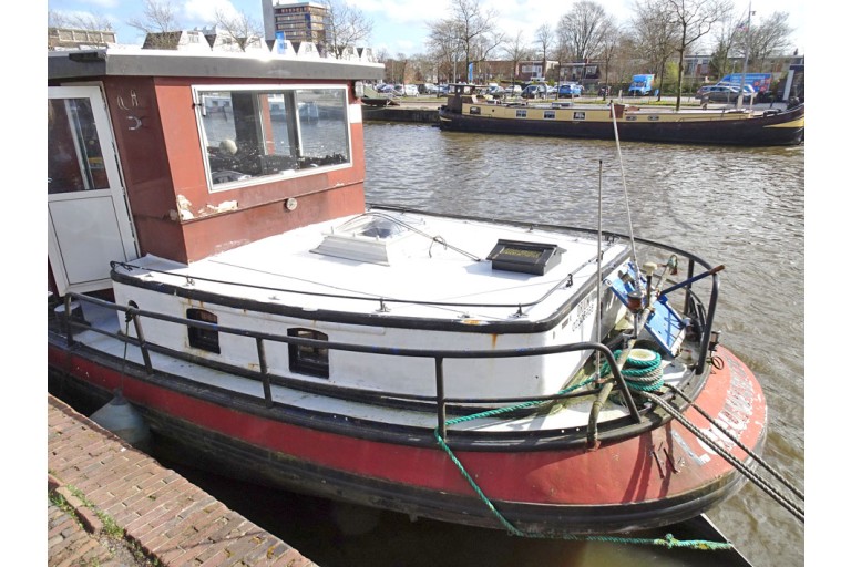 Peniche Hollandaise 27.05 avec certificat Luxe Motor