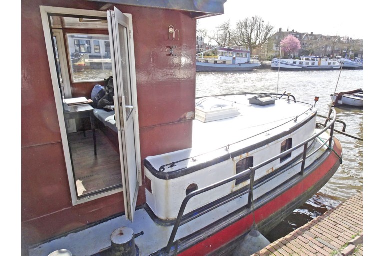 Peniche Hollandaise 27.05 avec certificat Luxe Motor