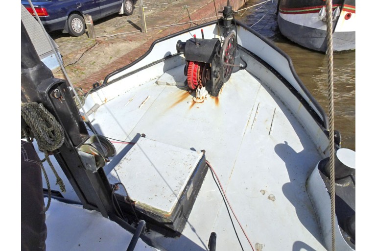 Peniche Hollandaise 27.05 avec certificat Luxe Motor