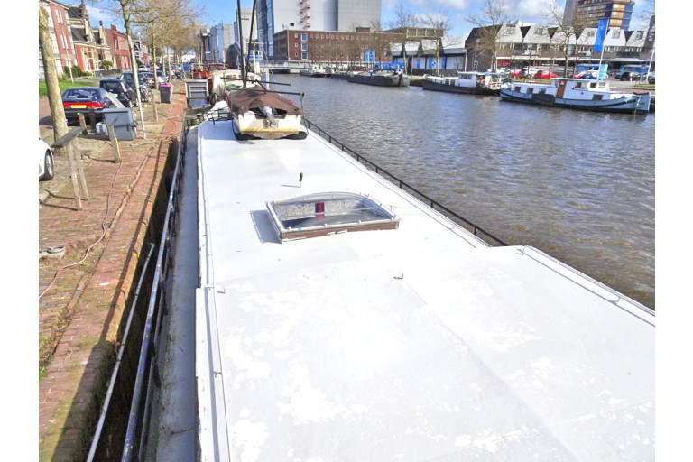 Peniche Hollandaise 27.05 avec certificat Luxe Motor