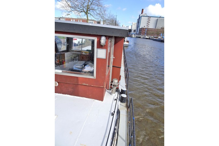 Peniche Hollandaise 27.05 avec certificat Luxe Motor