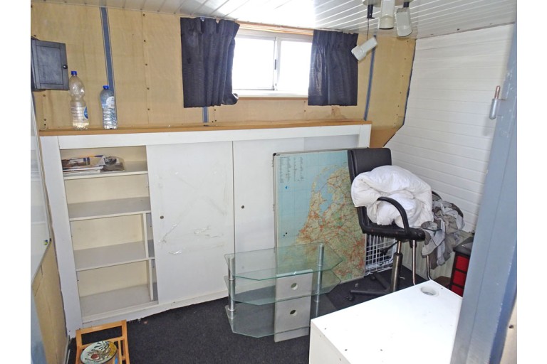 Peniche Hollandaise 27.05 avec certificat Luxe Motor