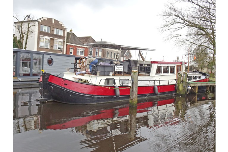 Dutch Barge 20.28 with TRIWV