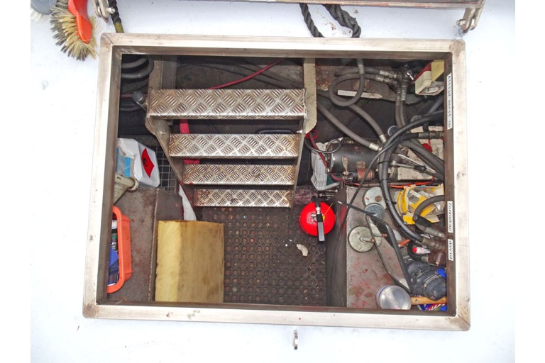 Dutch Barge 20.28 with TRIWV