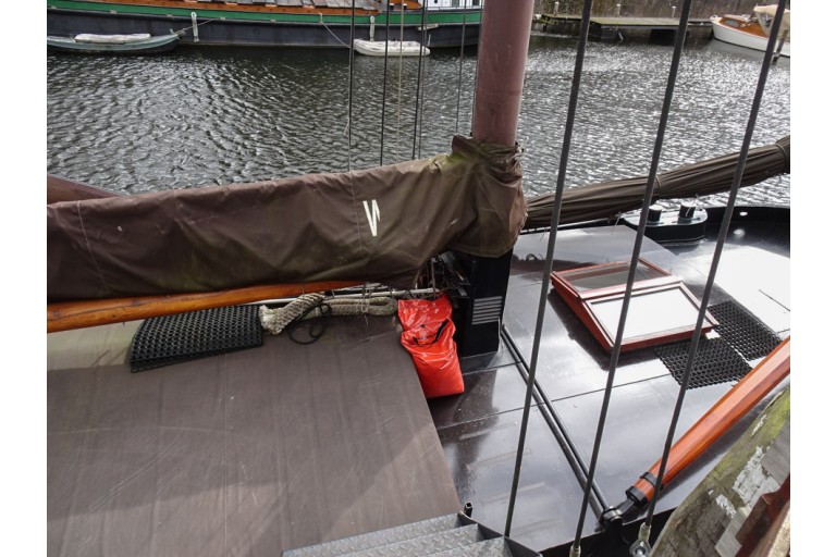 Dutch Barge 21.50 with TRIWV