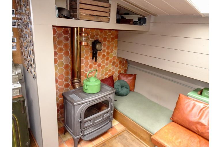 Dutch Barge 21.50 with TRIWV