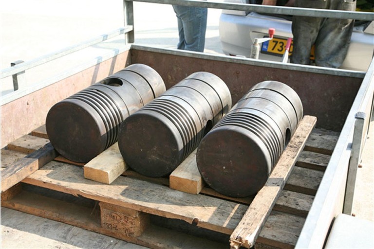 Tugboat Antonie II with TRIWV