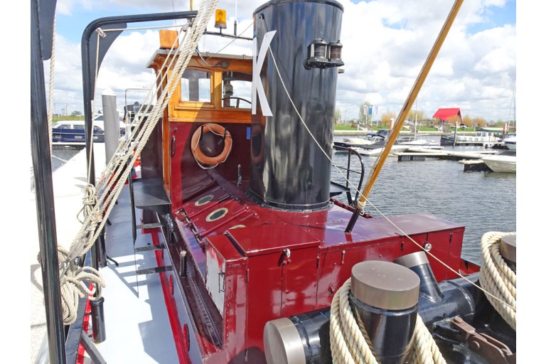 Tugboat Antonie II with TRIWV