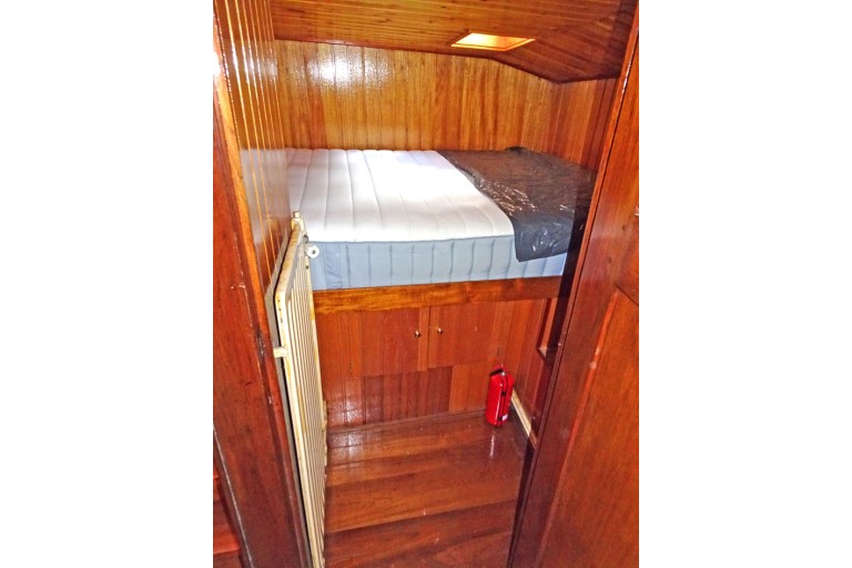 Tugboat Antonie II with TRIWV