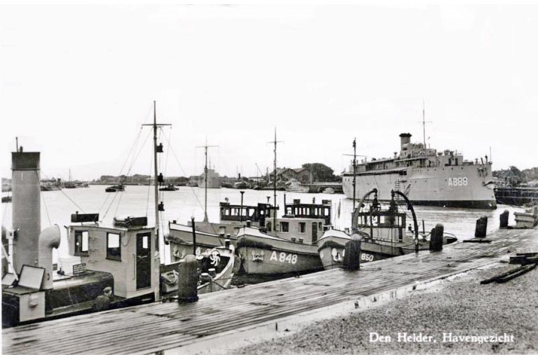 Tugboat Antonie II with TRIWV