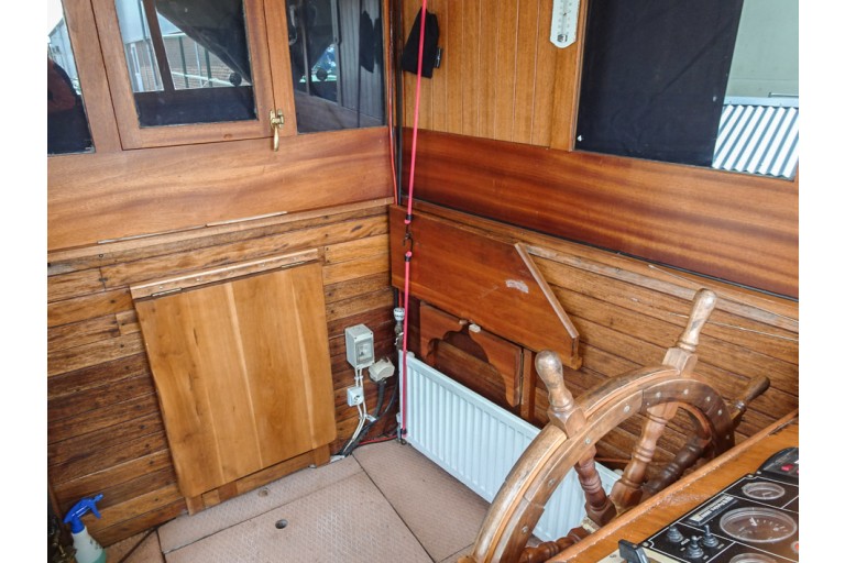 Fahrendes Wohnschiff 17.30