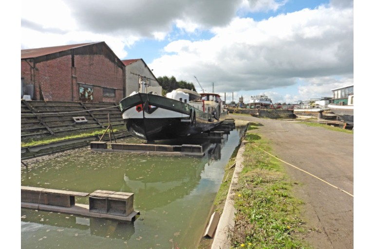 Péniche Hollandaise 25.66 avec certificat