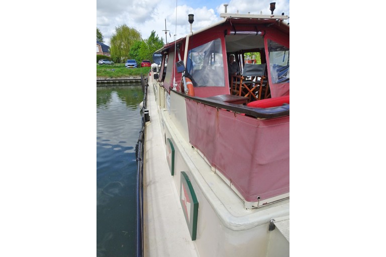 Péniche Hollandaise 25.66 avec certificat