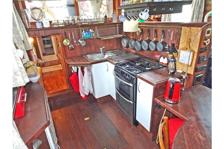 Péniche Hollandaise 25.66 avec certificat