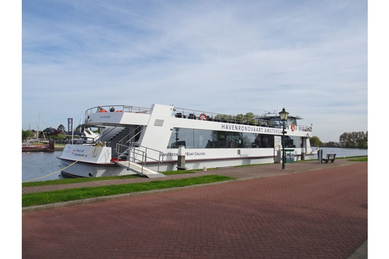 Passenger vessel 220 pax, Rhine certificated