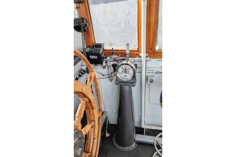 ex-Inspection vessel with TRIWV