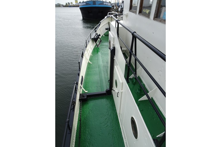 ex-Inspection vessel with TRIWV