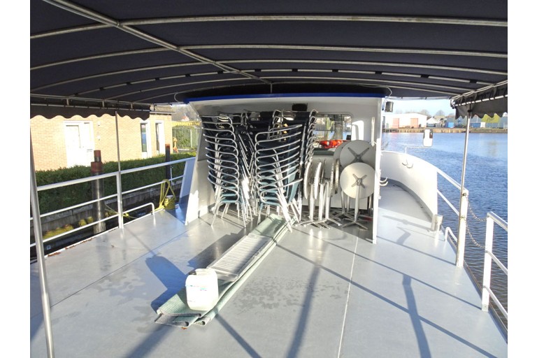 Fahrgastschiff 200 gäste