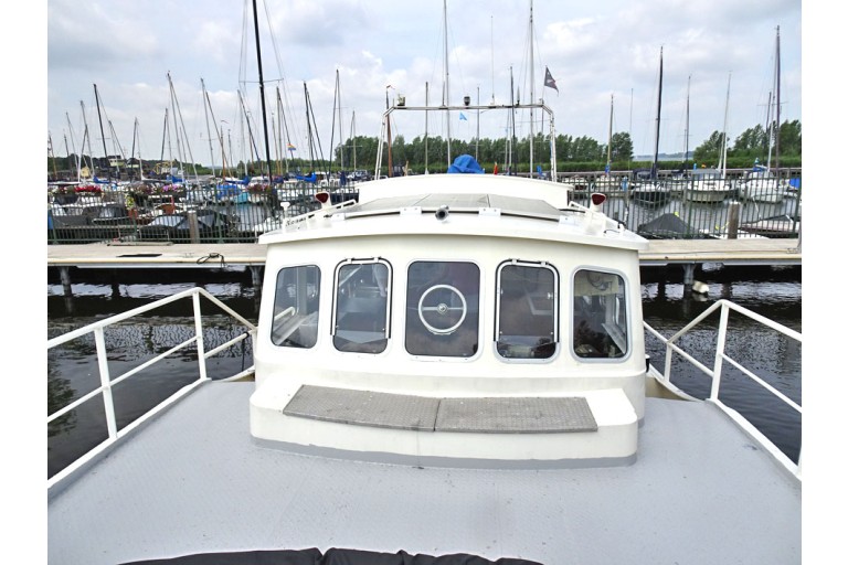 Motor Cutter 16.36, Live Aboard with TRIWV