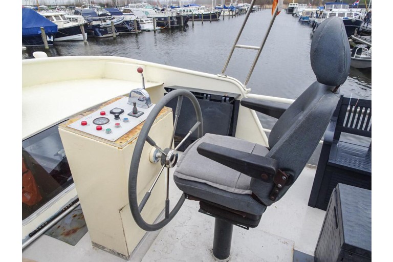 Motor Cutter 16.36, Live Aboard with TRIWV