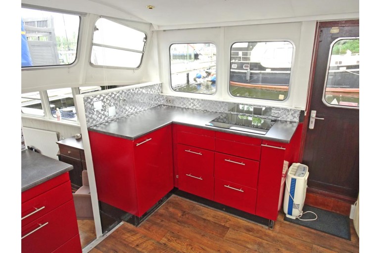 Motor Cutter 16.36, Live Aboard with TRIWV