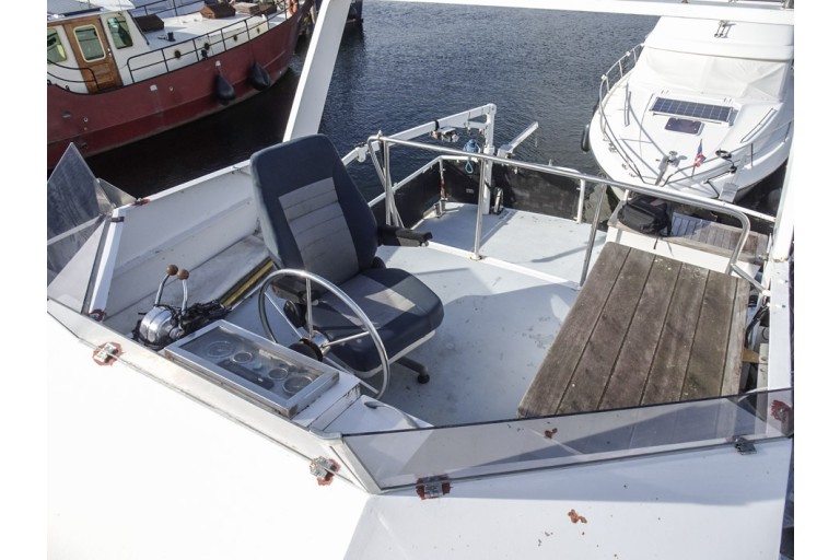 Motor cruiser Goya 12.50 Flybridge