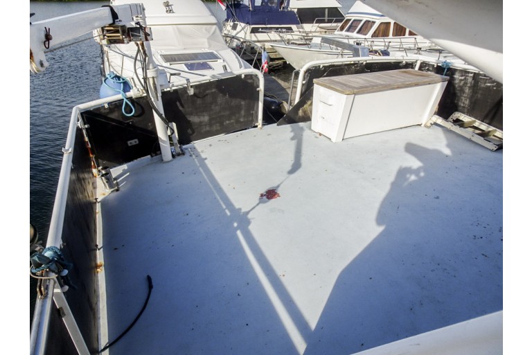 Motor cruiser Goya 12.50 Flybridge