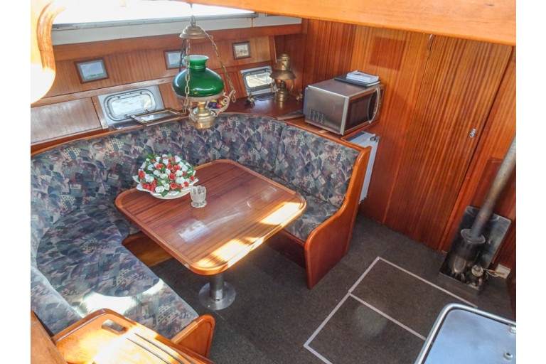 Motor cruiser Goya 12.50 Flybridge