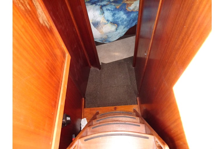 Motor cruiser Goya 12.50 Flybridge
