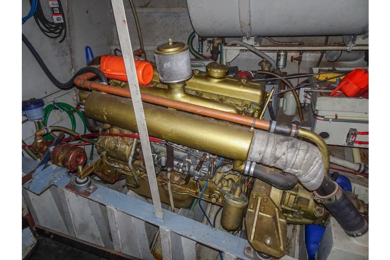Motor cruiser Goya 12.50 Flybridge