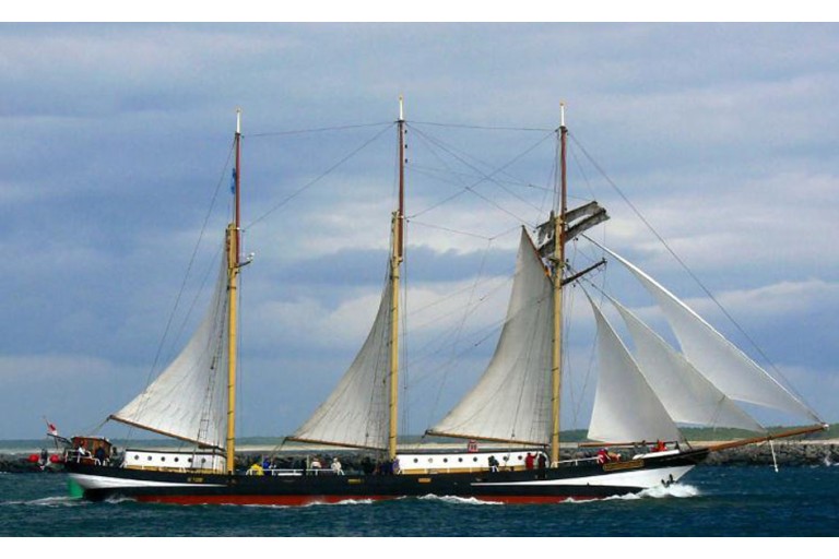 Dreimast Toppsegelschoner Swaensborgh