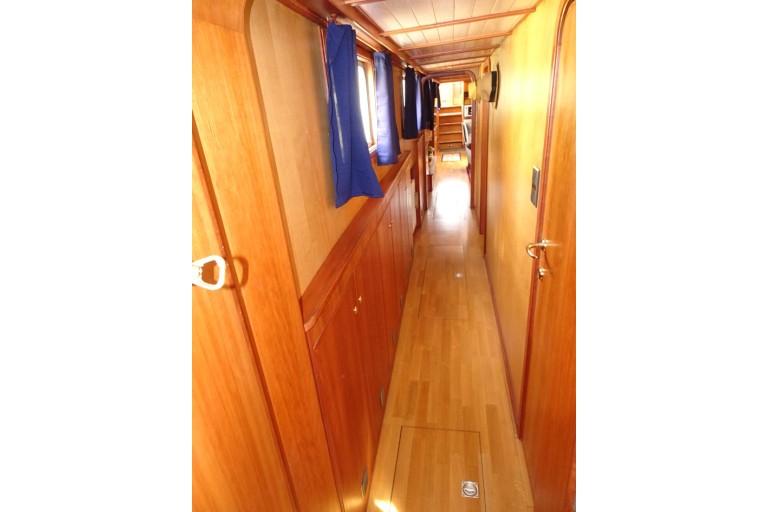 Luxe Motor 24.56 with TRIWV