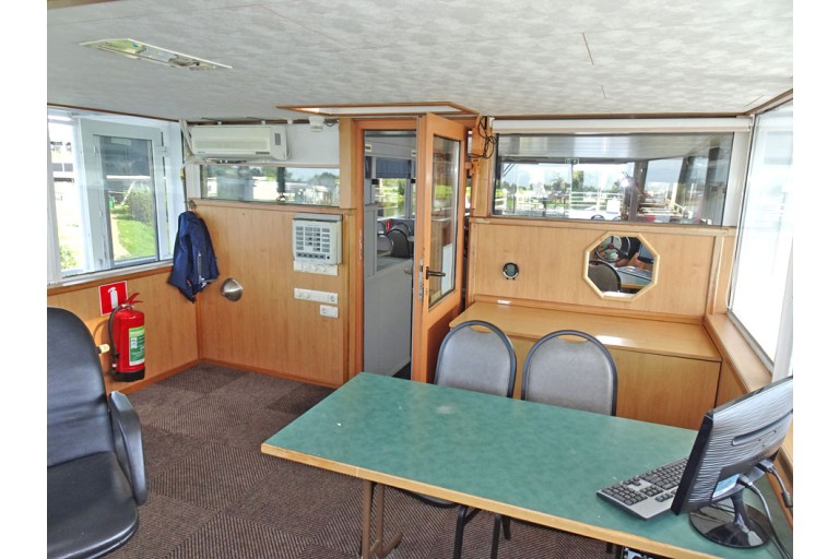 Tages Fahrgastschiff 245 gäste