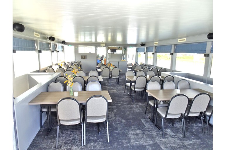 Tages Fahrgastschiff 245 gäste