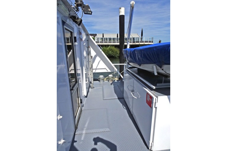 Tages Fahrgastschiff 245 gäste