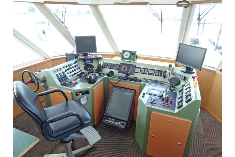 Tages Fahrgastschiff 245 gäste