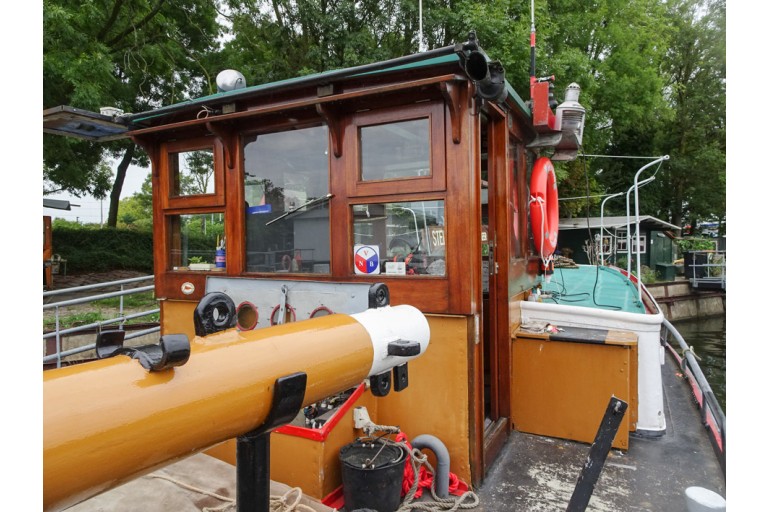 Luxe Motor 24.08 with ES-TRIN