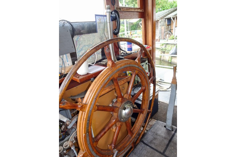 Luxe Motor 24.08 with ES-TRIN