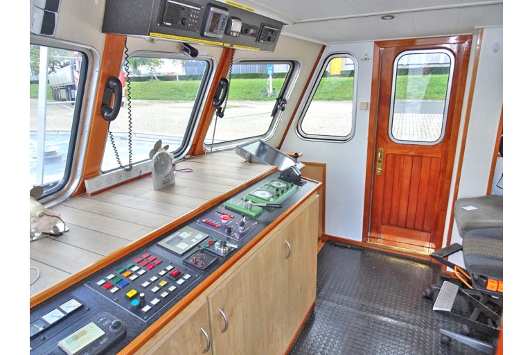 Push Tug Workvessel 16.85, Rhine attest