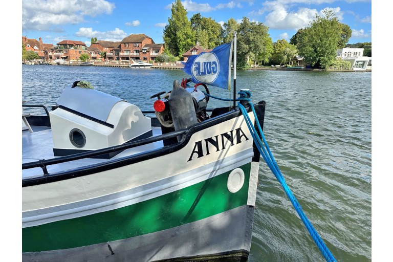 Peniche Hollandaise 19.08 Luxe Motor