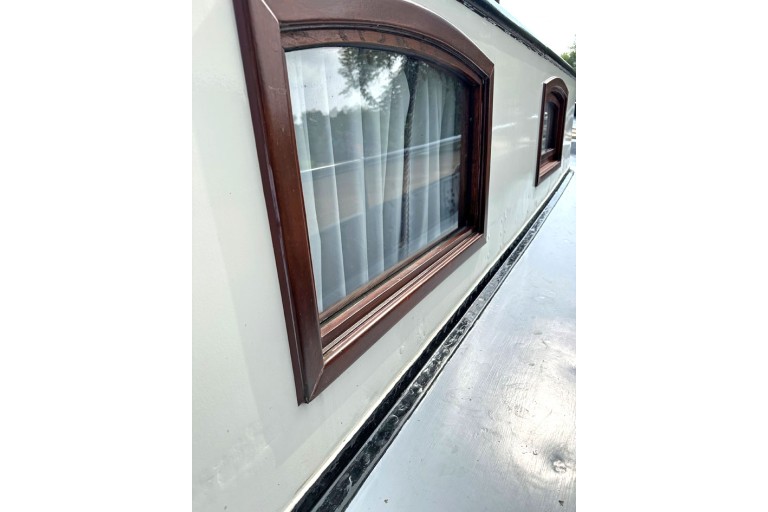 Peniche Hollandaise 19.08 Luxe Motor