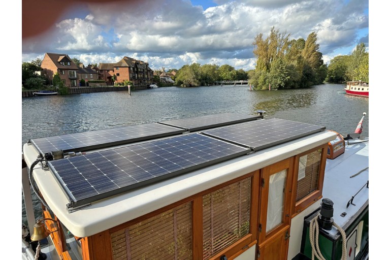 Peniche Hollandaise 19.08 Luxe Motor