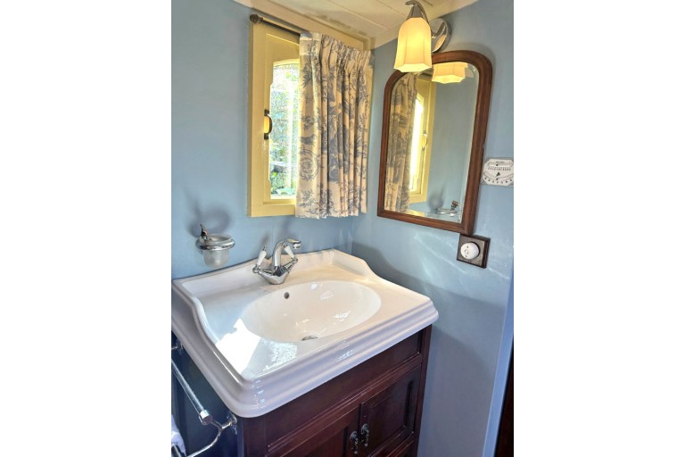 Peniche Hollandaise 19.08 Luxe Motor