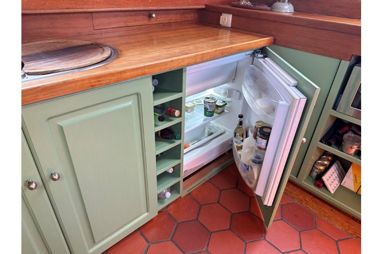 Peniche Hollandaise 19.08 Luxe Motor