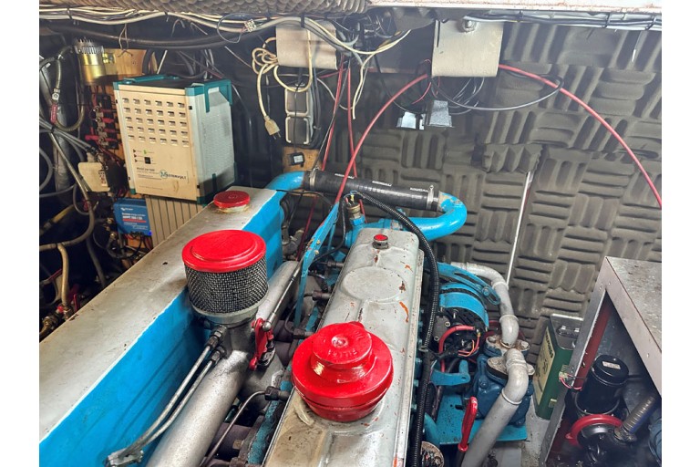 Peniche Hollandaise 19.08 Luxe Motor