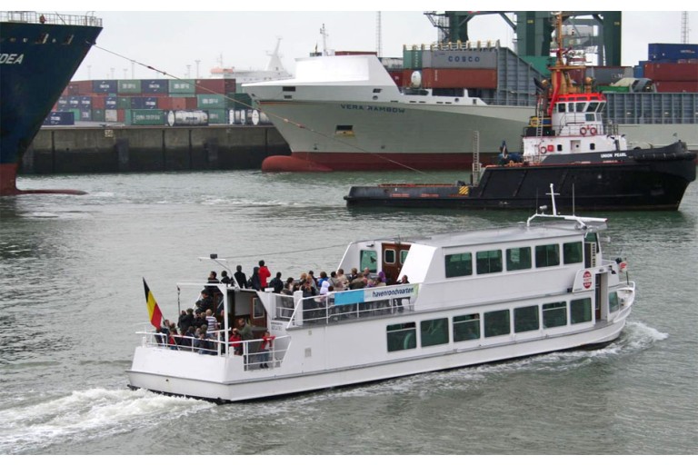 Day passenger ship 200 pax, Rhine certificate