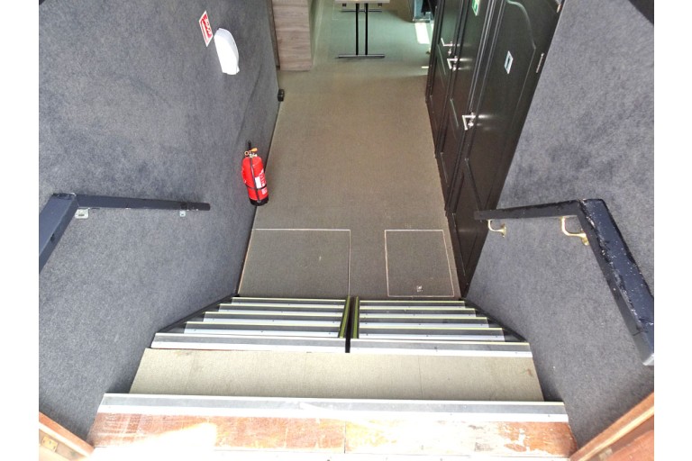 Day passenger ship 200 pax, Rhine certificate